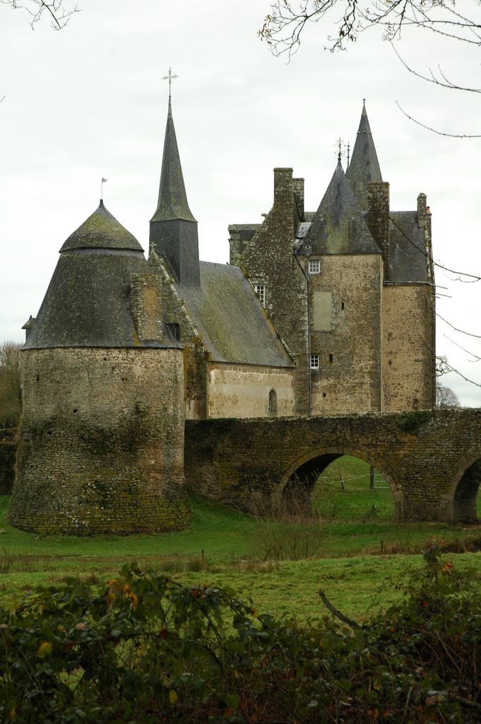 Le Château 25
